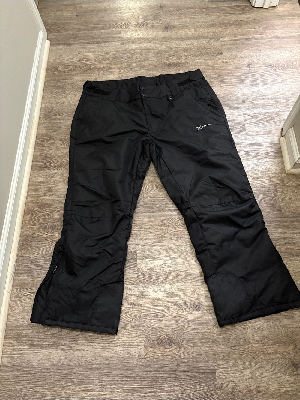 Womens Black Insulated Snow Pants - Picture 1 of 3